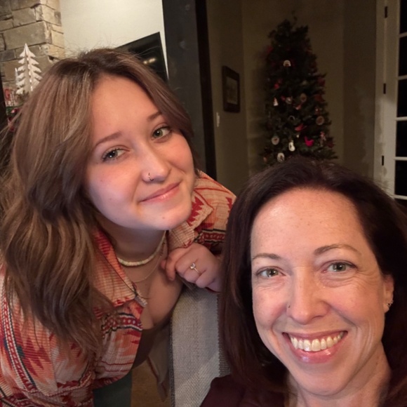 Meet your Posher, Mom S. (Carleen) & Avery - Picture 1 of 9